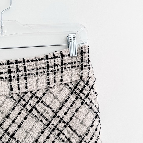 White House Black Market Tweed Pencil Skirt - Picture 3 of 8